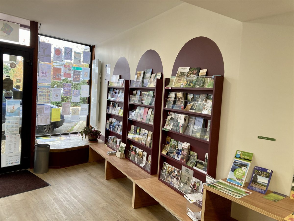 Espace boutique et produits locaux de l'Office de Tourisme
